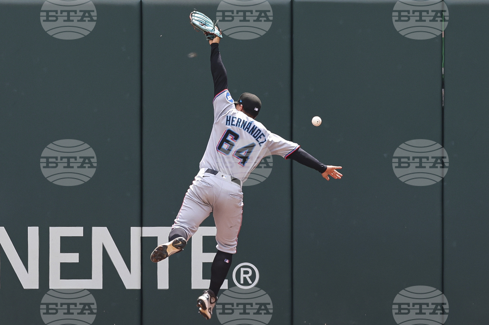 Marlins Braves Baseball