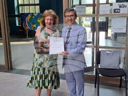 Националният музей „Земята и хората“ получи дарение от посланика на Република Парагвай у нас д-р Хуан Франциско Фасети. Снимка: НМ „Земята и хората“