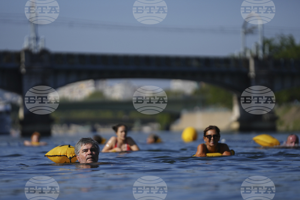 France Seine Swimming