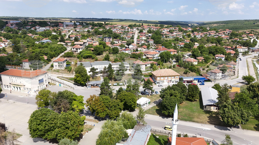 Разпореждането с общинската собственост беше основна тема на последното заседание за 2025 г. на Общинския съвет във Ветово