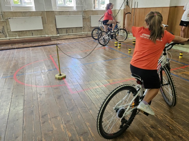 Лагер на Националния отбор по приложно колоездене за деца бе открит в Берковица