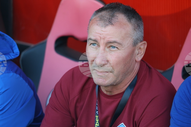 Треньорът на Септември Стамен Белчев: "Изненада ме дузпата на Бертран, не успях да я видя"