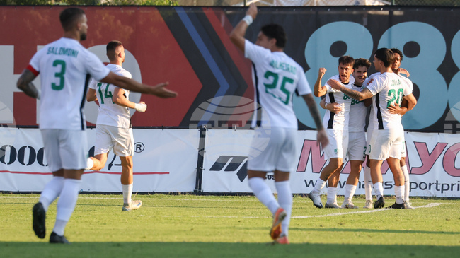 Алберто Салидо отбеляза хеттрик и Берое надви Септември за първата си победа във футболната efbet Лига