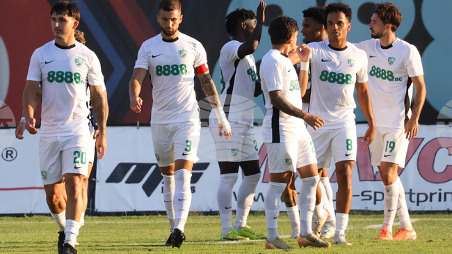 Футболният Берое подписа с юноша на испанския Барселона