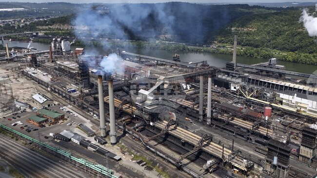Втори човек е загинал при експлозията в металургичен завод в американския щат Пенсилвания, най-малко 10 души са ранени, заявиха местните власти