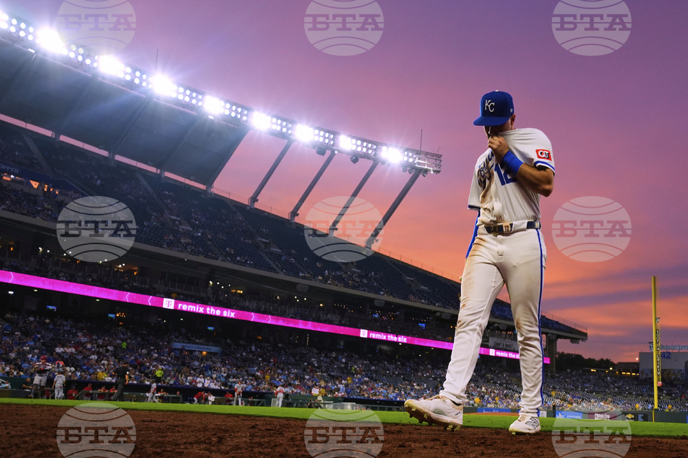 APTOPIX Nationals Royals Baseball
