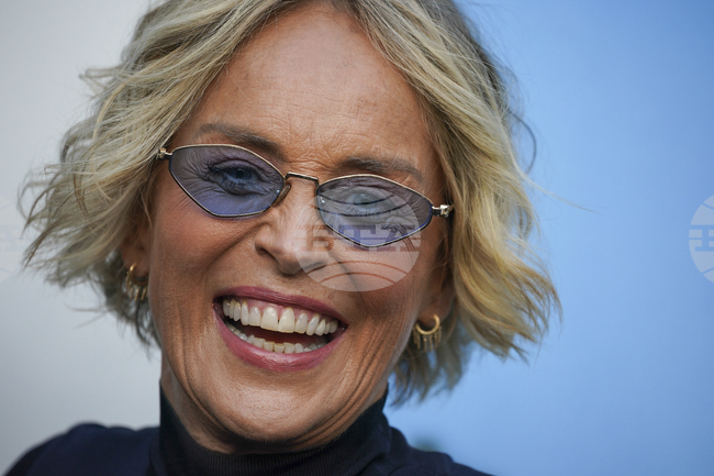 Шарън Стоун беше сред звездите на бала във Виенската опера