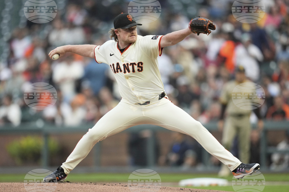 Padres Giants Baseball