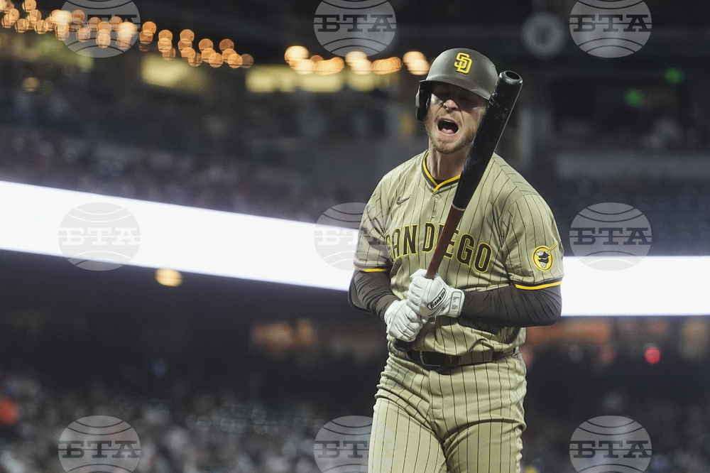 Padres Giants Baseball