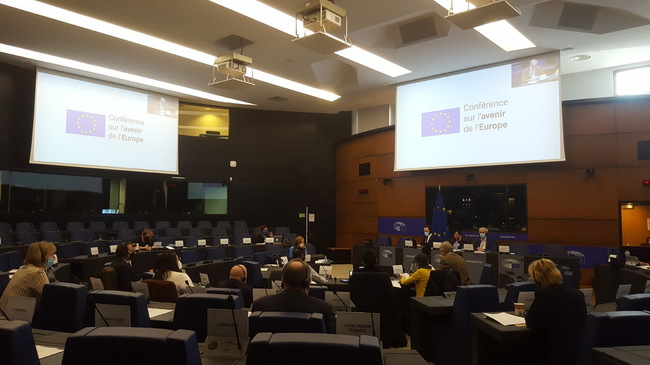 Девет работни групи обсъждат последните препоръки към Европейския парламент, ЕС и ЕК, преди институциите да започнат прилaгането им