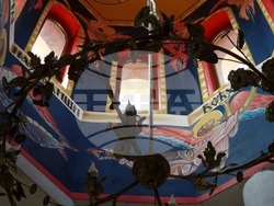 Нови чифлик - стенописи - храм - празник