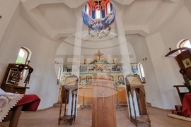 Нови чифлик - стенописи - храм - празник