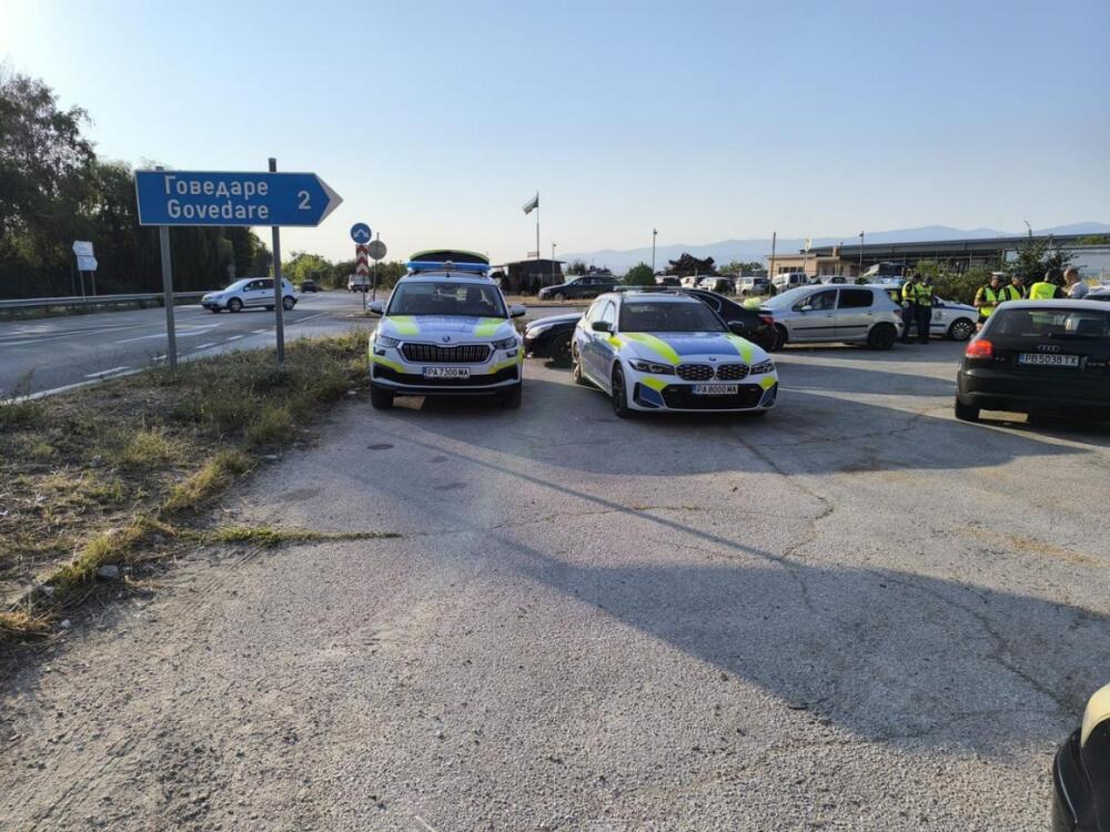 Полицейска операция се извършва при разклона на село Говедаре на пътя Пазарджик - Пловдив