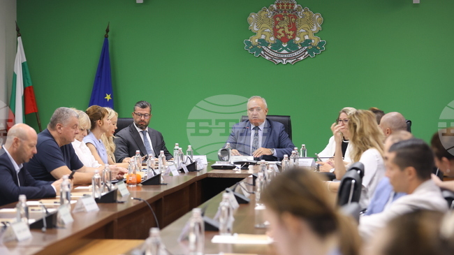 Кметове и експерти очакват, че приемането на еврото у нас ще се отрази добре на българския туризъм