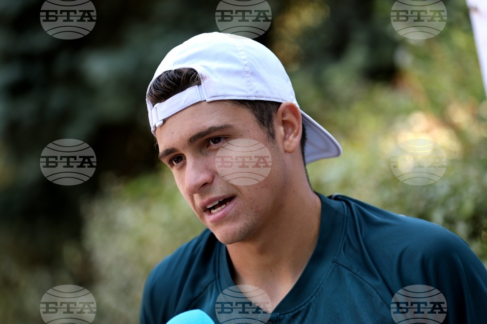 Финалистът от Откритото първенство на САЩ при юношите Александър Василев: "Мъжкият тенис е различен, дълга история ще бъде"