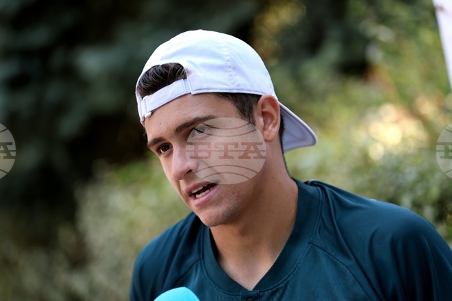 Финалистът от Откритото първенство на САЩ при юношите Александър Василев: "Мъжкият тенис е различен, дълга история ще бъде"