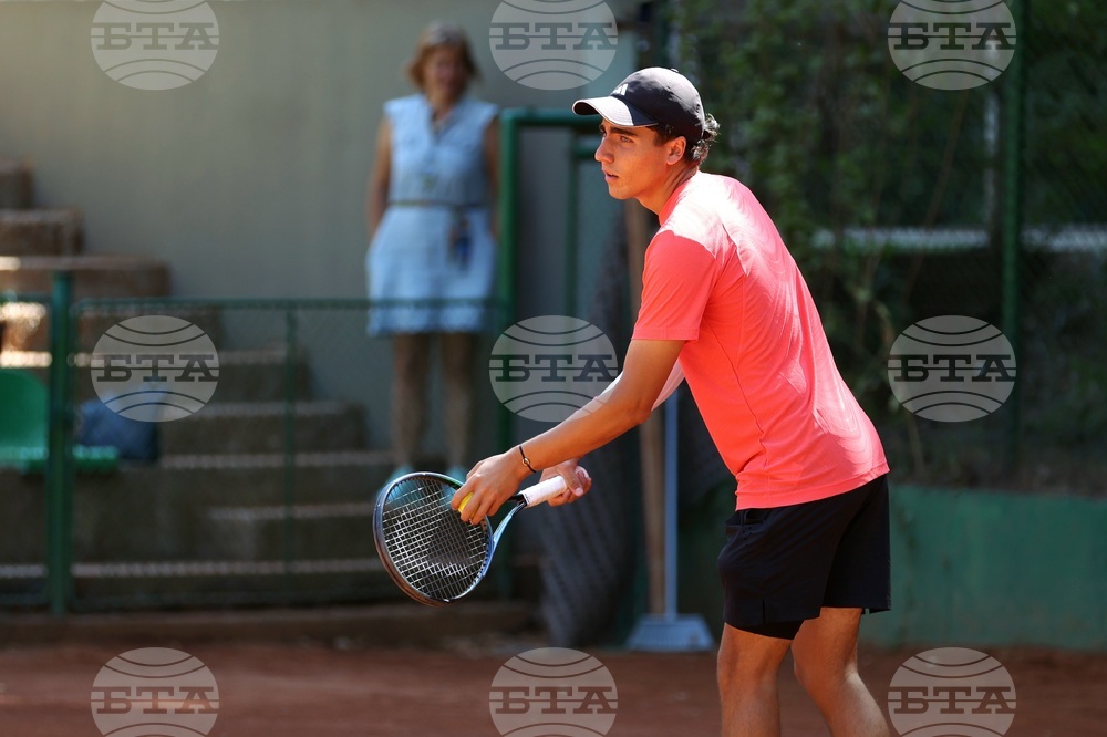 Top Seed Ivan Ivanov Advances to US Open Juniors Third Round