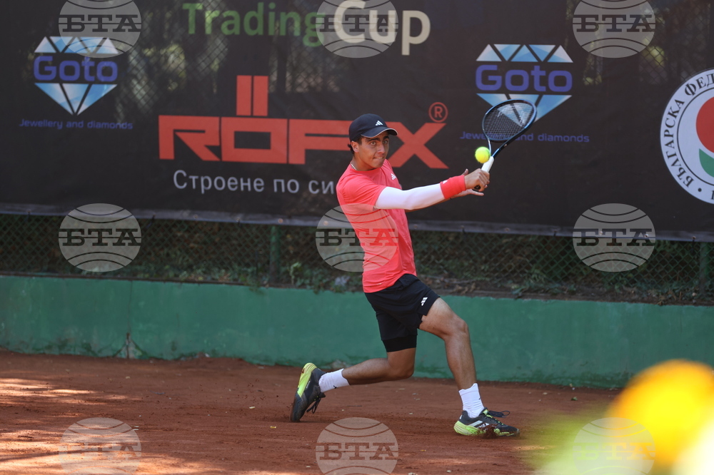 Българите Иван Иванов и Александър Василев се класираха за втория кръг при юношите на Откритото първенство на САЩ по тенис