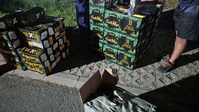 Police Officers Seize Large Amount of Laughing Gas near Chernomorets