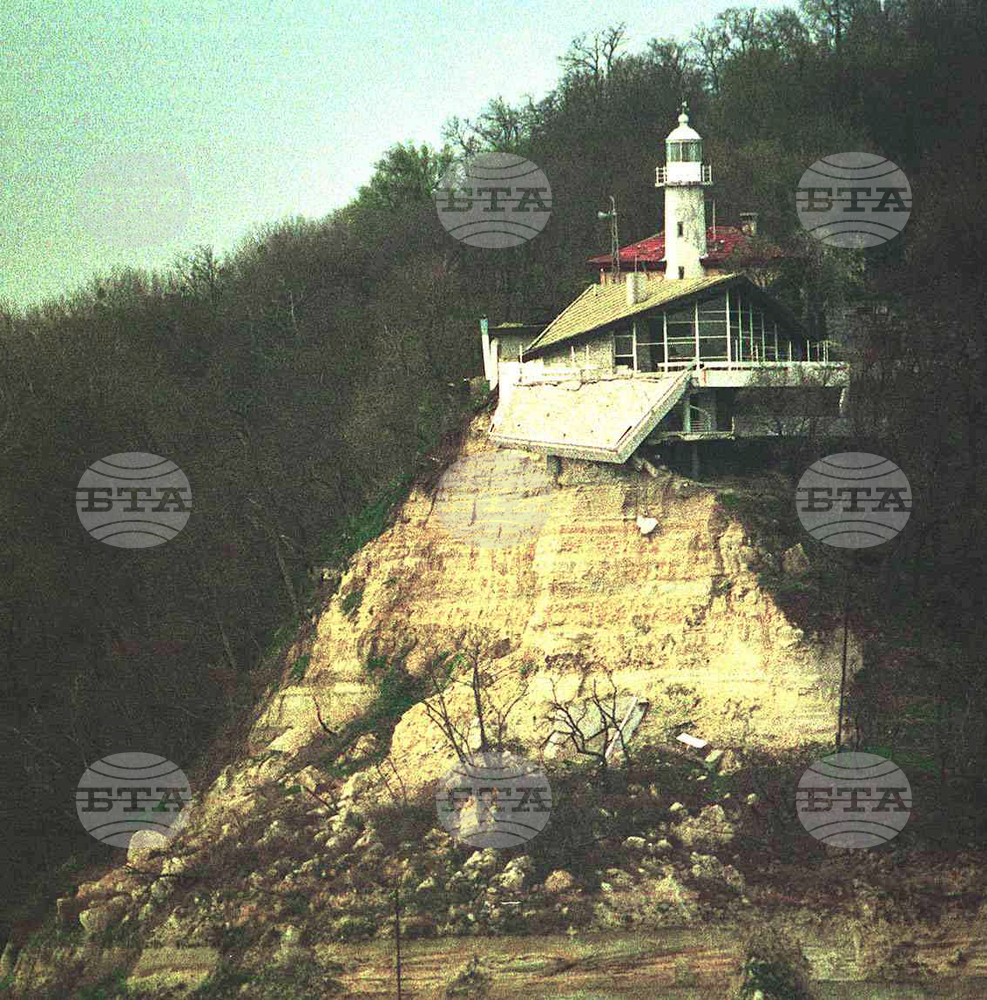 August 13, 2000: Newly Constructed Tower of Bulgaria's Second Oldest Lighthouse Is Unveiled