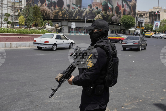 Иран е арестувал най-малко 81 души, включително чужденци, по обвинения в шпионаж