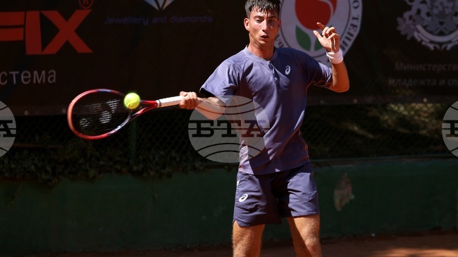 Анас Маздрашки е полуфиналист на двойки на турнир по тенис в Египет