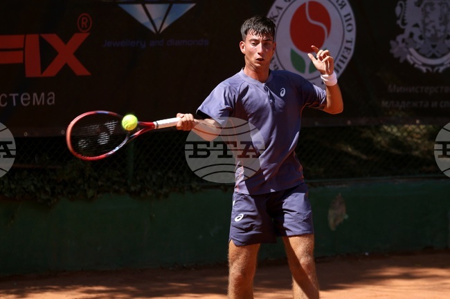 Анас Маздрашки е полуфиналист на двойки на турнир по тенис в Египет