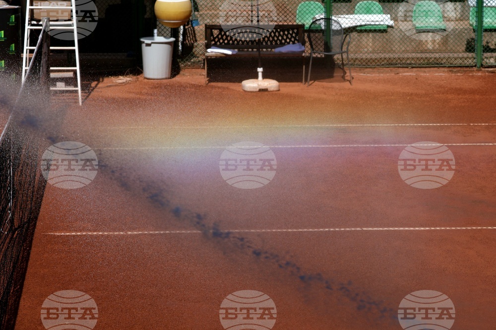 Шестима българи достигнаха четвъртфиналите на двойки на турнир по тенис в Куршумлийска Баня