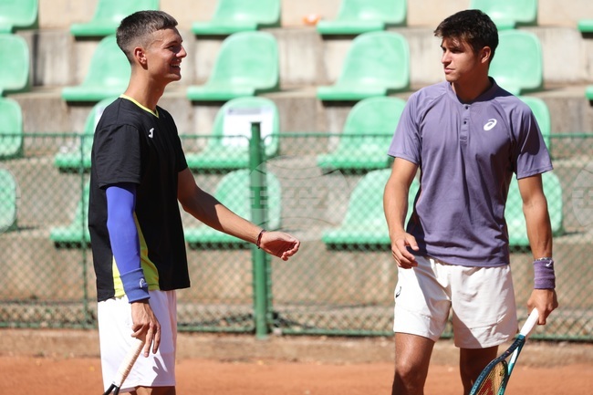 Александър Василев и Виктор Киров отпаднаха в първия кръг на двойки на турнира по тенис от сериите "Чалънджър 75" в София