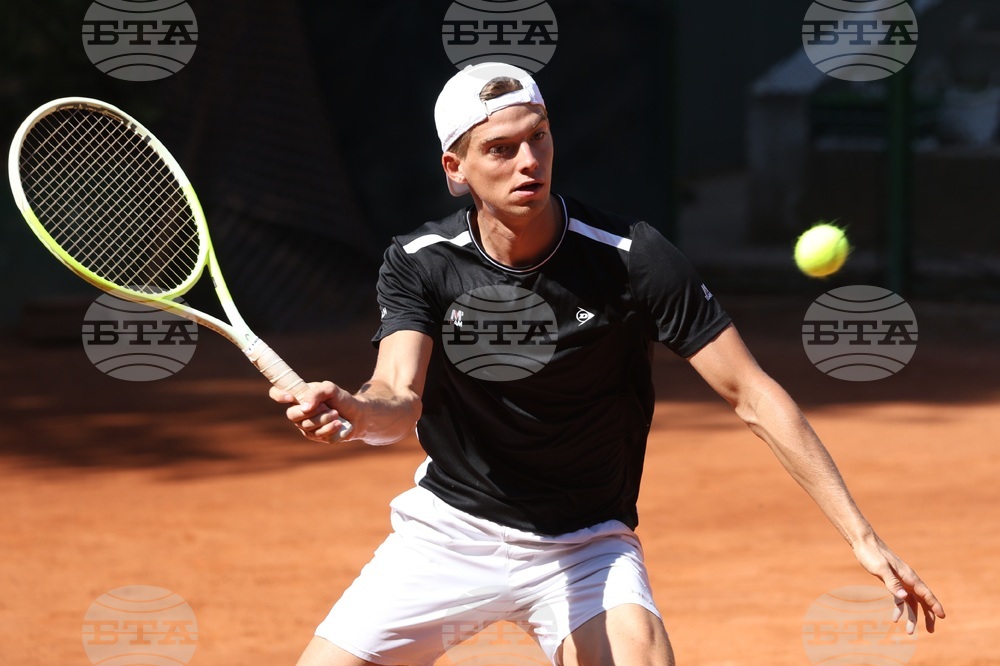 Пьотр Нестеров достигна до четвъртфиналите на сингъл на турнир по тенис в Букурещ