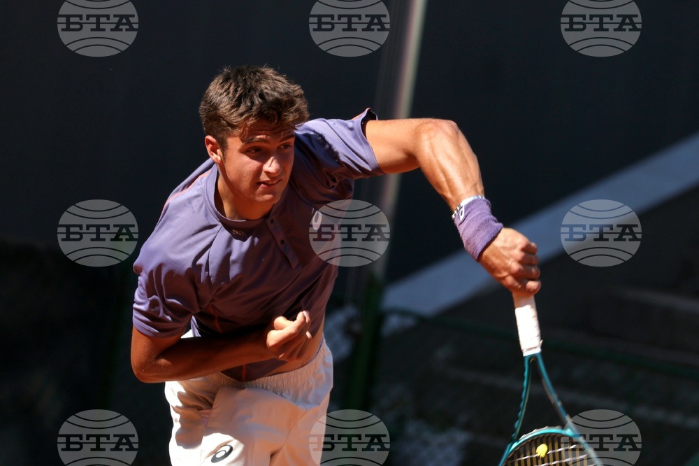 Александър Василев ще дебютира в състава на мъжкия национален отбор на България по тенис за Купа "Дейвис"