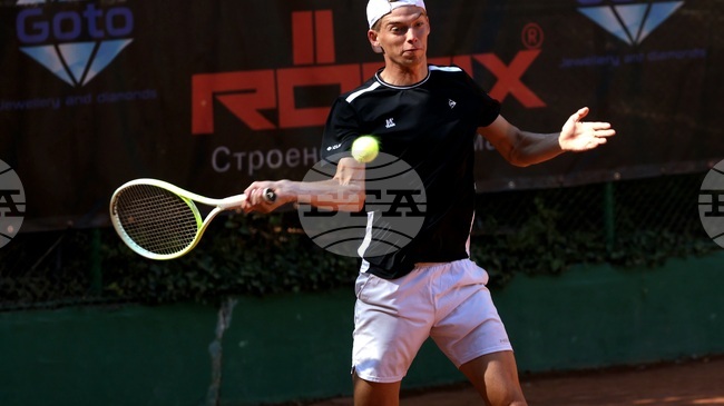 Нестеров стартира с победа на сингъл на турнир по тенис в Монастир