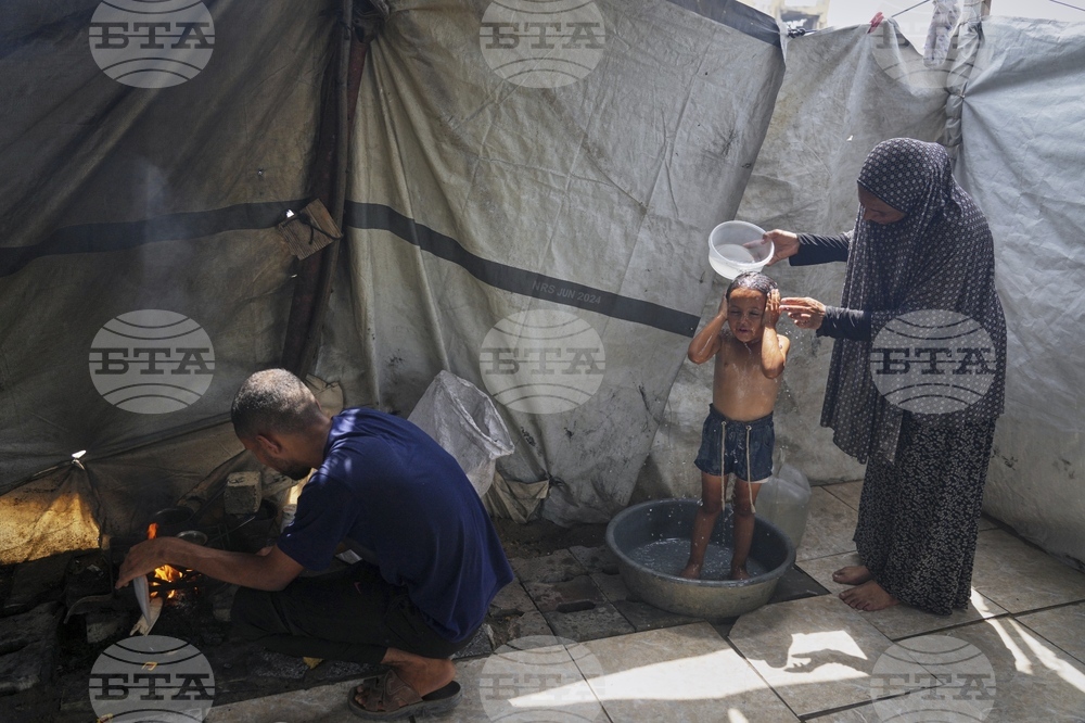 Israel Palestinians Gaza Heat Water