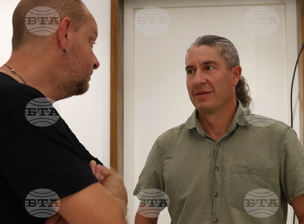 „Юрски свят: динозаврите отвъд киното“- изложба