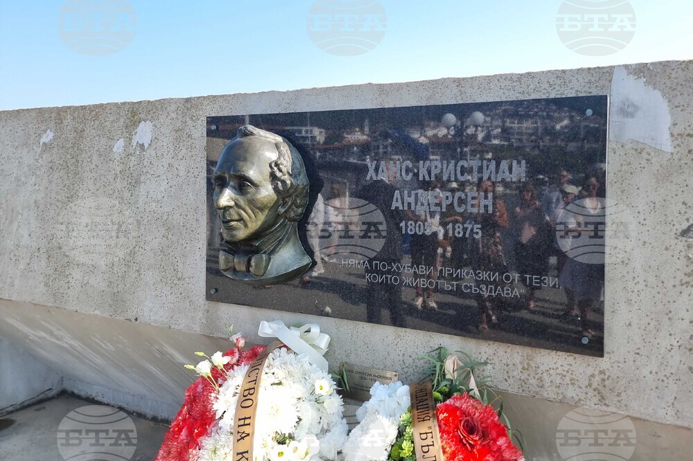 Bulgaria Unveils Its First Monument to Danish Writer Hans Christian Andersen in Sveti Vlas