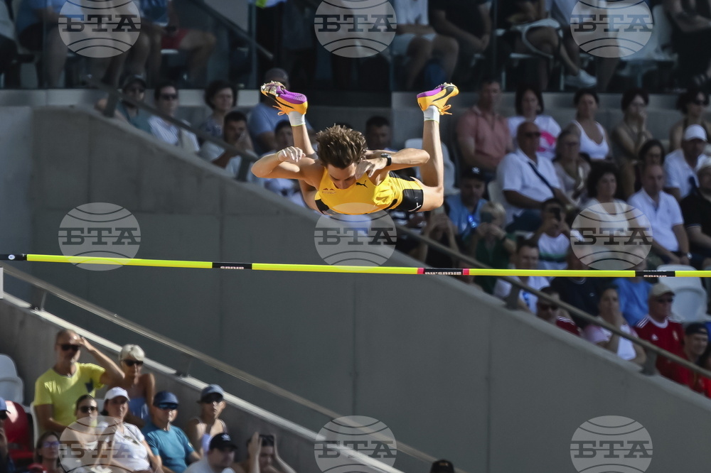 Hungary World Record Pole Vault Athletics