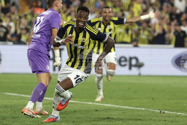 Ал-Насър изпрати нападателя Джон Дуран под наем в руския Зенит