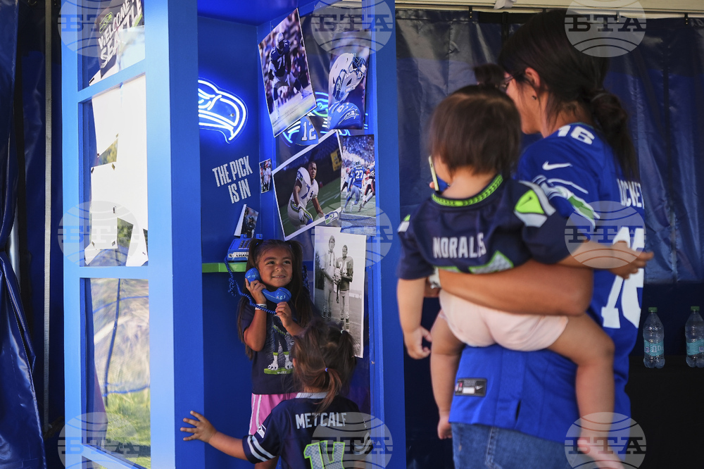 Seahawks Camp Football