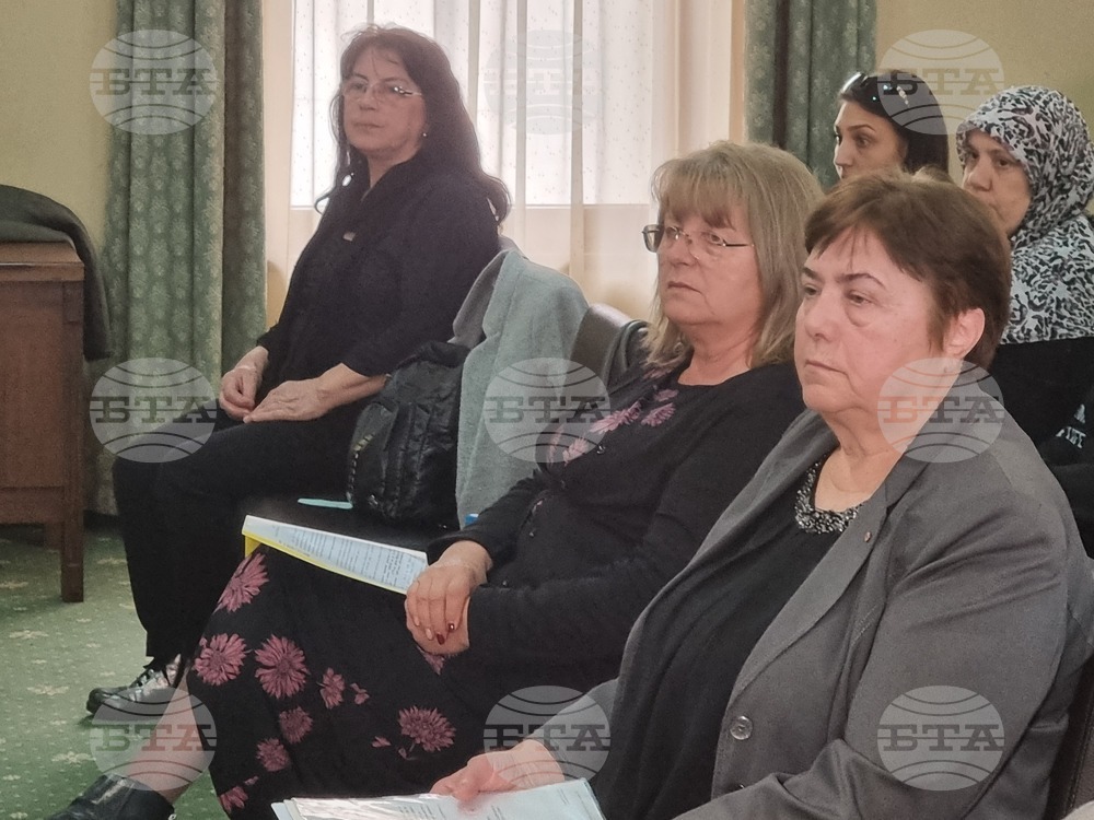 В трудни условия се осъществяваше дейността на БЧК-Хасково през 2022 година, каза директорът Минка Мечеринкова