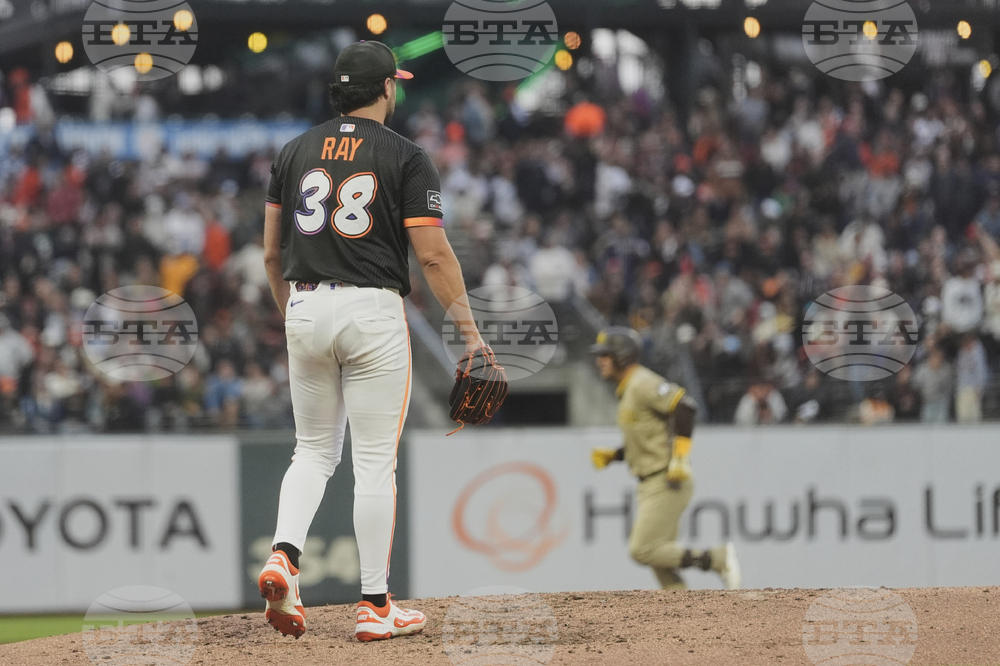 Padres Giants Baseball