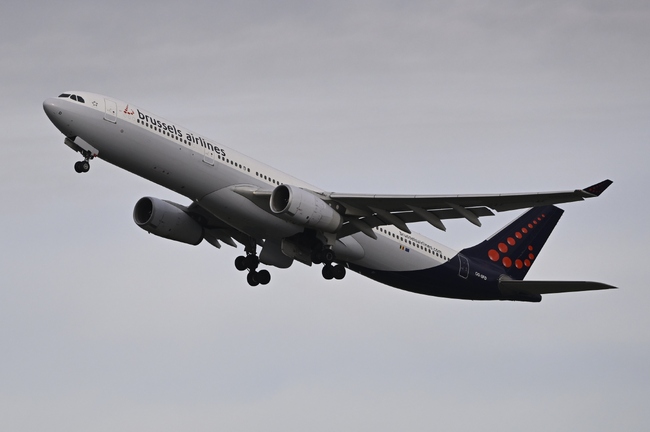 Белга: Синдикат разкритикува "Брюкселските авиолинии" за възобновяването на полетите до Израел