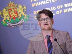 Министерски съвет - Мариан Бачев - брифинг