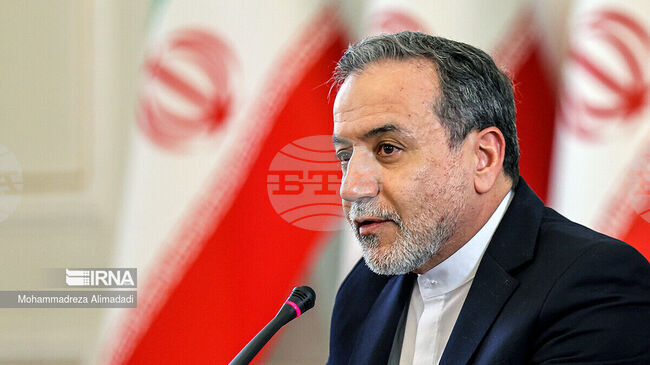 ИРНА: Западните санкции трябва да бъдат признати за престъпление срещу човечеството, заяви иранският външен министър