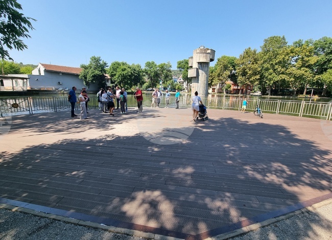 Община Монтана ремонтира откритата сцена в парк „Монтанезиум“, на която се провеждат концерти 