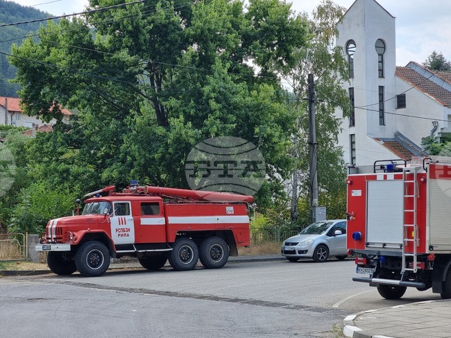 Потушен е пожарът в м. Равна в Рила планина, продължава доугасяването на огъня над Кирилова поляна