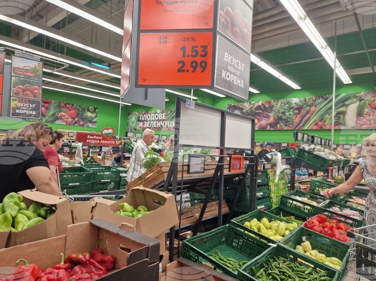 Most Fruits, Vegetables and Staple Foods Rise in Price on Bulgarian Wholesale Markets This Week