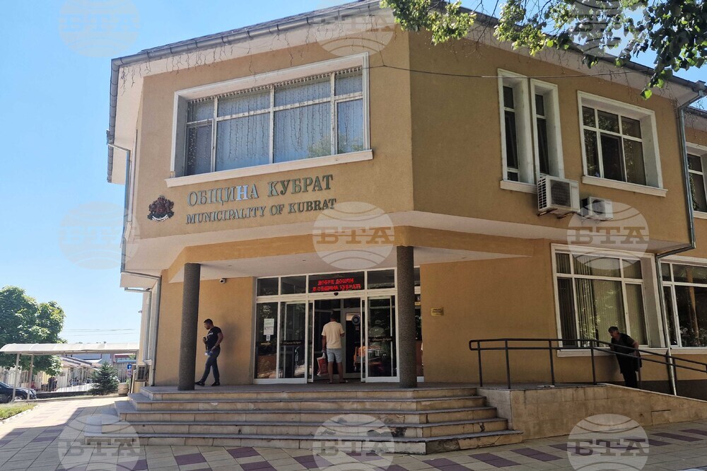 През новата учебна година над сто ученици в Община Кубрат ще пътуват до средищни училища