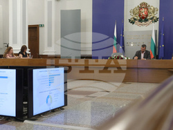 Министерски съвет - Нагласите на граждани и бизнес "Присъединяване на България към еврозоната"- среща