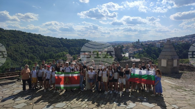 Pupils from Taraclia and Gagauzia Visit Yastrebino Camp