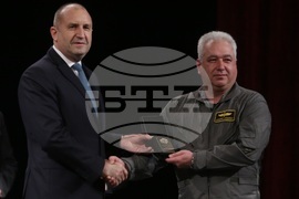 Пожарникар на годината - награди - Лазарин Лазаров